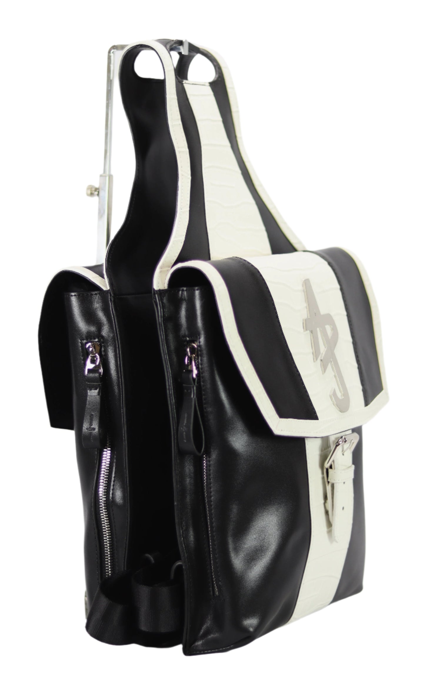 THE ANTON DENNARD SADDLE BAG