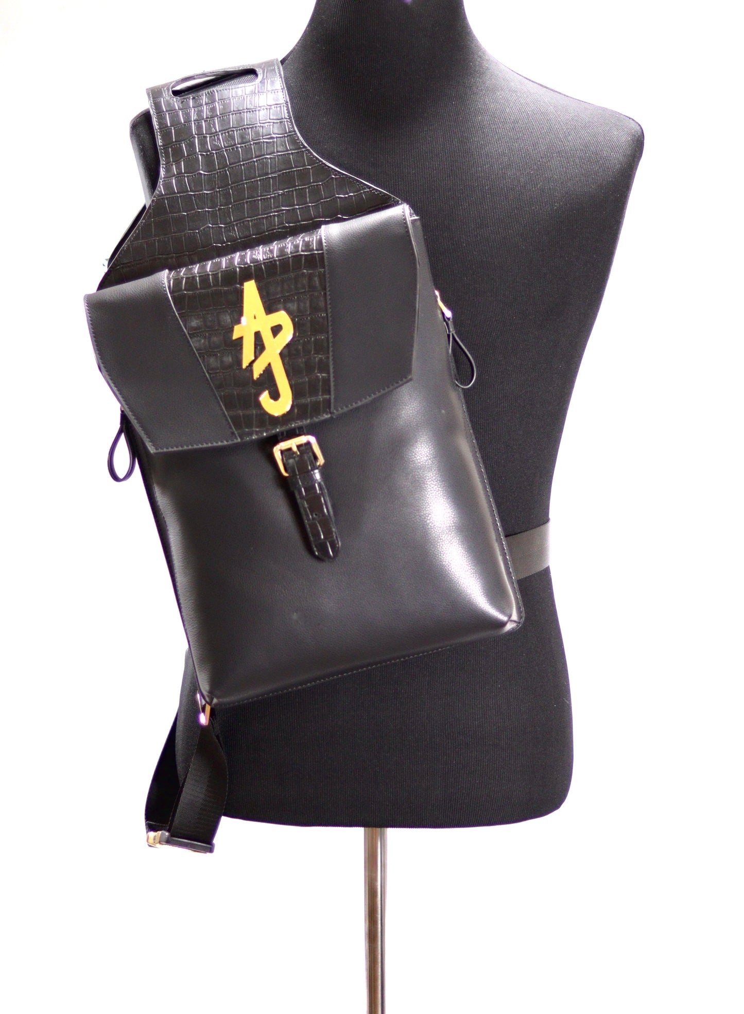 THE ANTON DENNARD SADDLE BAG (Extended)