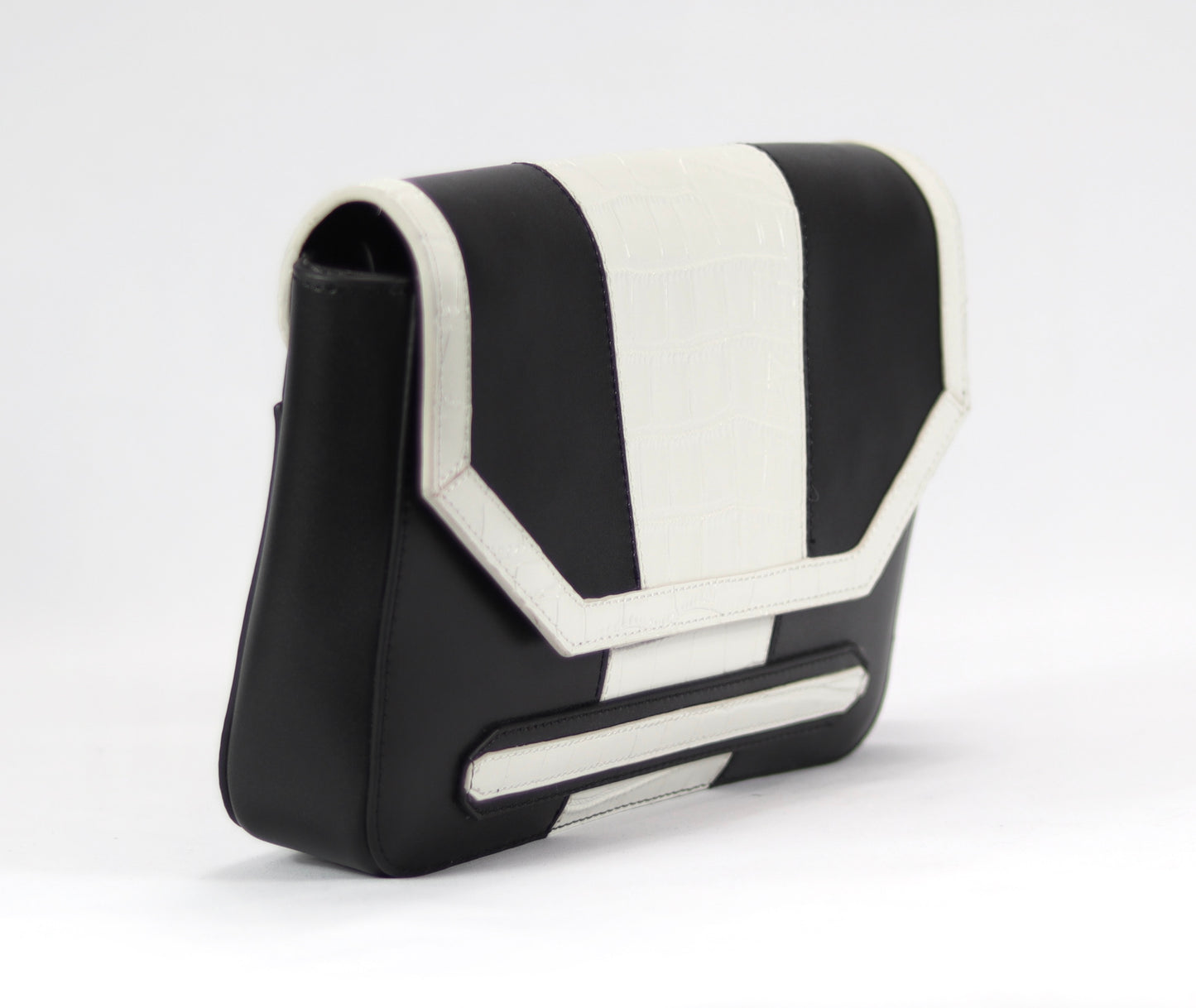 Black/White 4-N-1 Bag